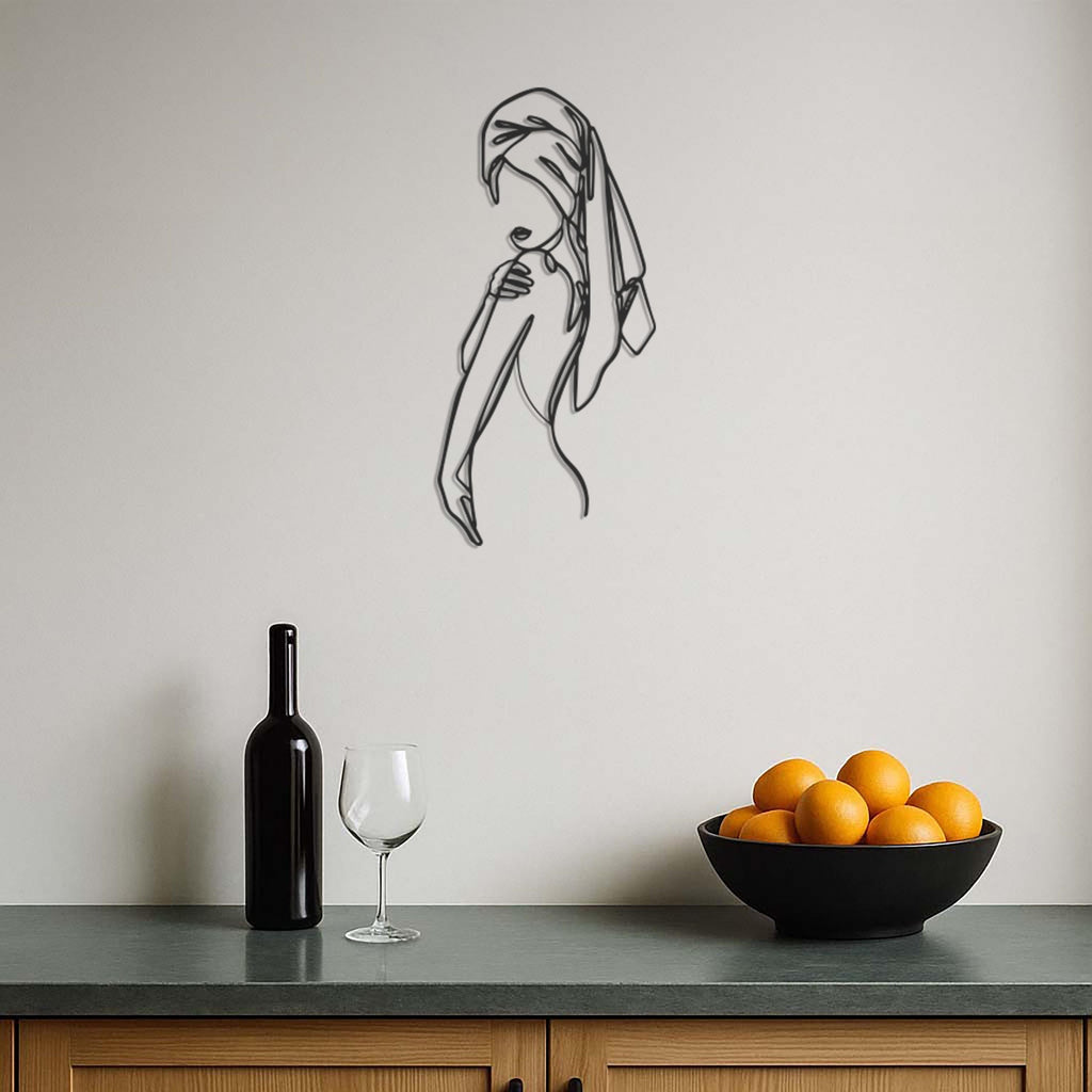 Minimalist Woman Metal Wall Art with Towel, Modern Female Line Silhouette Wall Decor for Bathroom, Spa or Bedroom Accent, Wall Art