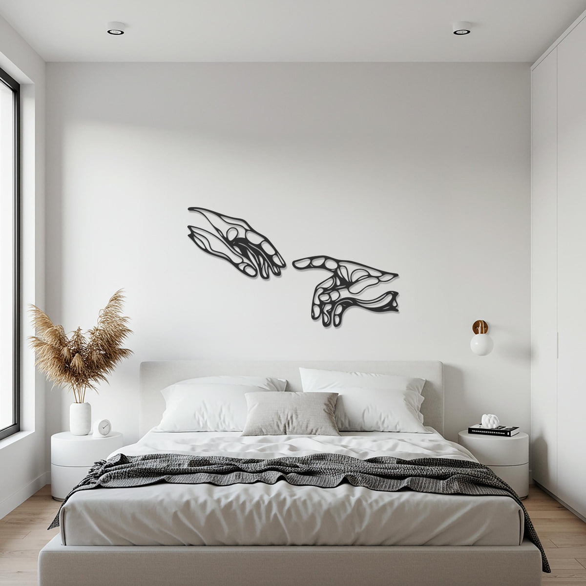 Modern Abstract Hand Silhouette Metal Wall Art, Minimalist Line Art Sculpture, Elegant Black Wall Hanging for Contemporary Interiors